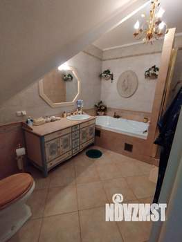 Коттедж 264м², 2-этажный, участок 65 сот.  