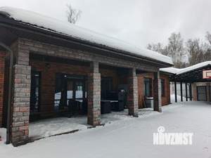 Дом 300м&sup2;, 1-этажный, участок 20 сот.  