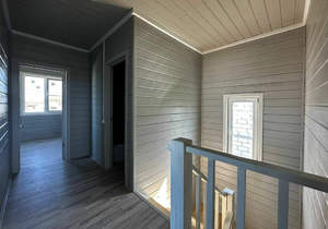 Дом 135м&sup2;, 2-этажный, участок 9 сот.  