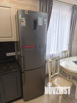 Дом 140м², 2-этажный, участок 6 сот.  