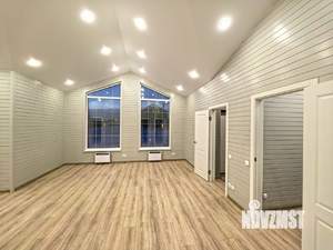 Дом 108м&sup2;, 1-этажный, участок 6 сот.  