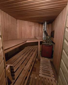 Дом 202м&sup2;, 3-этажный, участок 6 сот.  