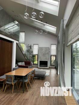 Дом 193м&sup2;, 2-этажный, участок 25 сот.  