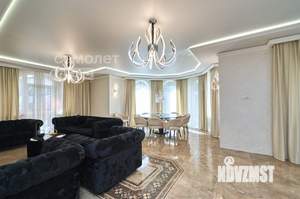 Коттедж 293м², 3-этажный, участок 8 сот.  