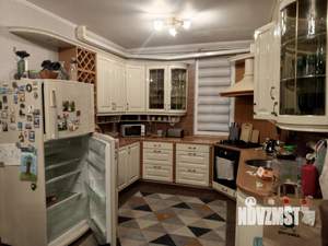 Коттедж 200м&sup2;, 2-этажный, участок 25 сот.  