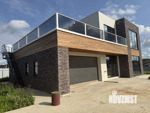 Коттедж 225м&sup2;, 2-этажный, участок 15 сот.  