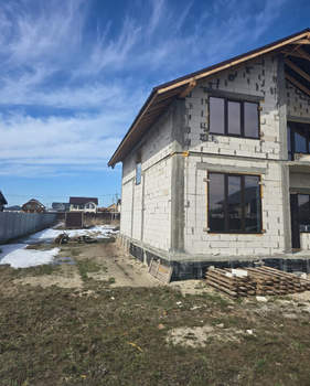 Дом 160м², 2-этажный, участок 8 сот.  