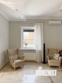 Коттедж 211м&sup2;, 3-этажный, участок 10 сот.  