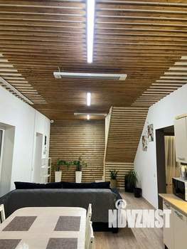 Дом 220м&sup2;, 2-этажный, участок 6 сот.  