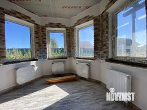 Дом 260м², 2-этажный, участок 16 сот.  