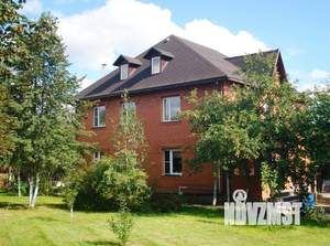 Дом 282м², 2-этажный, участок 20 сот.  