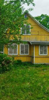 Дом 70м&sup2;, 2-этажный, участок 6 сот.  