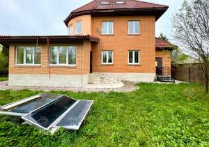 Дом 260м², 3-этажный, участок 20 сот.  