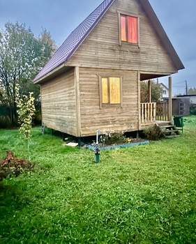 Дом 40м², 2-этажный, участок 9 сот.  