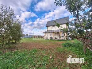 Дом 180м&sup2;, 3-этажный, участок 12 сот.  