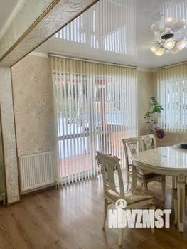 Дом 170м&sup2;, 2-этажный, участок 15 сот.  