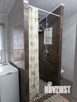 Дом 138м&sup2;, 2-этажный, участок 8 сот.  