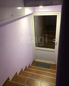 Дом 550м&sup2;, 2-этажный, участок 15 сот.  