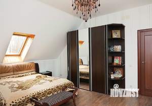 Дом 262м&sup2;, 3-этажный, участок 28 сот.  