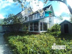 Дом 180м&sup2;, 3-этажный, участок 9 сот.  