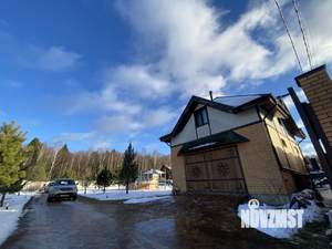 Дом 200м², 2-этажный, участок 30 сот.  