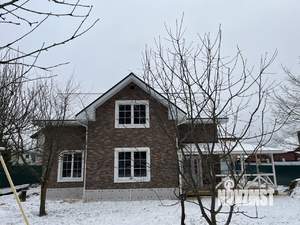 Дом 186м&sup2;, 2-этажный, участок 9 сот.  