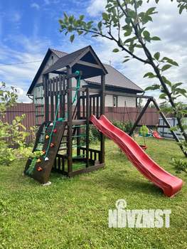 Дом 165м&sup2;, 2-этажный, участок 10 сот.  