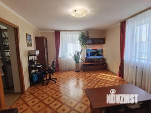 Дом 87м&sup2;, 2-этажный, участок 10 сот.  