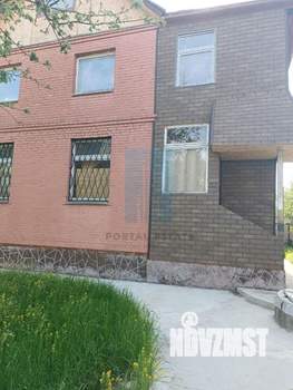 Дом 70м&sup2;, 2-этажный, участок 12 сот.  