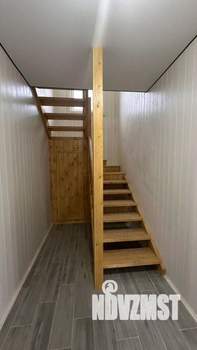 Дом 180м&sup2;, 2-этажный, участок 9 сот.  