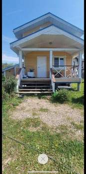 Дом 60м&sup2;, 2-этажный, участок 15 сот.  