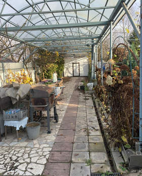 Дом 201м&sup2;, 2-этажный, участок 7 сот.  