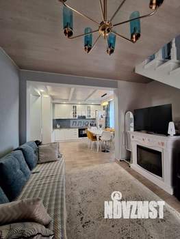 Дом 180м&sup2;, 3-этажный, участок 12 сот.  