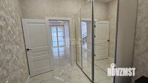 Дом 300м², 3-этажный, участок 10 сот.  