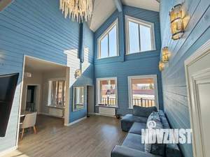 Коттедж 300м&sup2;, 2-этажный, участок 16 сот.  