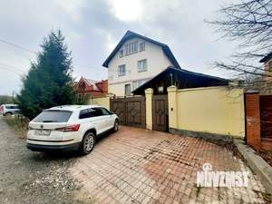 Дом 357м², 3-этажный, участок 12 сот.  