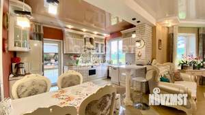 Дом 230м&sup2;, 2-этажный, участок 25 сот.  