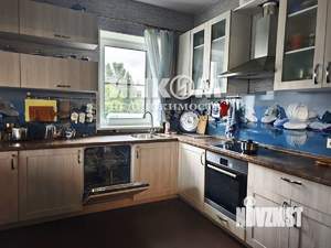 Дом 168м², 2-этажный, участок 19 сот.  