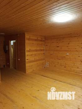 Дом 95м&sup2;, 2-этажный, участок 5 сот.  