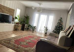 Дом 177м&sup2;, 2-этажный, участок 12 сот.  