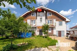 Дом 350м², 3-этажный, участок 8 сот.  