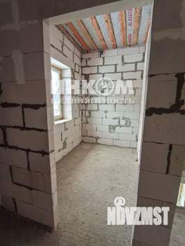 Дом 166м&sup2;, 2-этажный, участок 8 сот.  