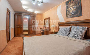 Дом 468м&sup2;, 4-этажный, участок 12 сот.  