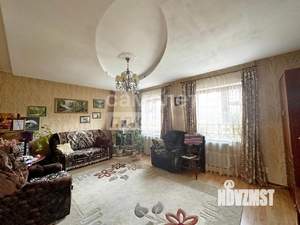 Дом 262м², 3-этажный, участок 8 сот.  