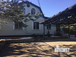 Дом 135м&sup2;, 2-этажный, участок 23 сот.  