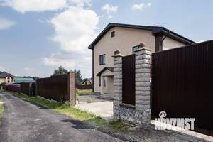Дом 190м², 2-этажный, участок 10 сот.  