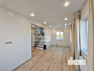 Дом 123м&sup2;, 2-этажный, участок 7 сот.  