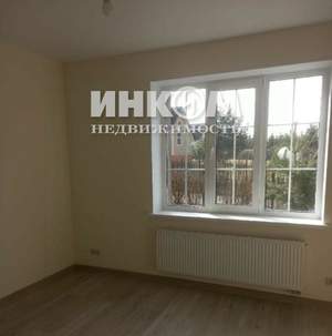 Дом 270м&sup2;, 2-этажный, участок 12 сот.  