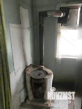 Дом 50м², 2-этажный, участок 6 сот.  