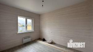 Дом 100м&sup2;, 1-этажный, участок 7 сот.  